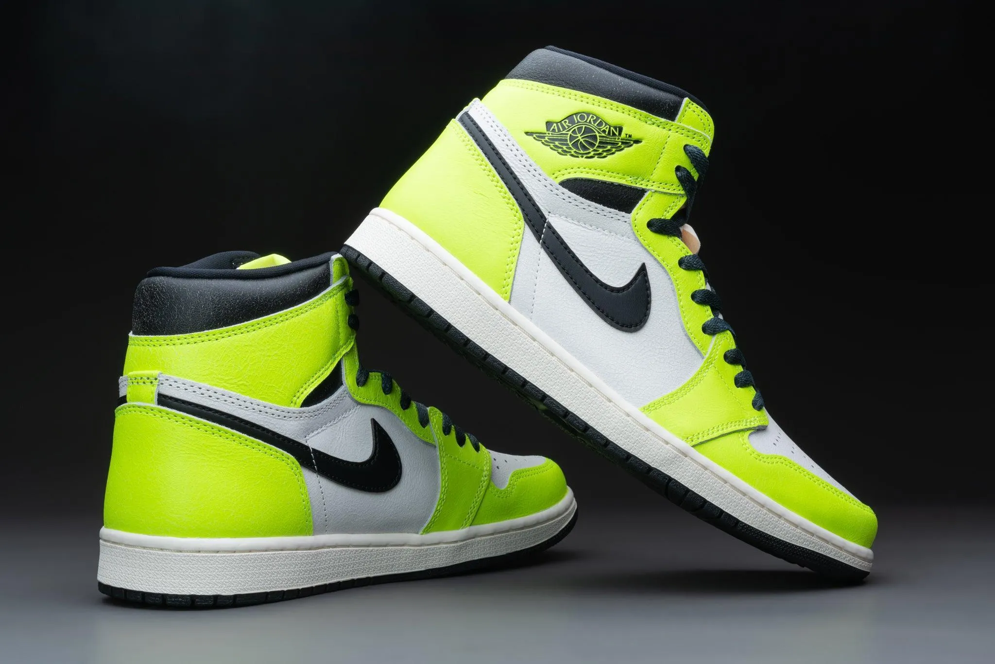 Air Jordan 1 Retro High OG Visionaire