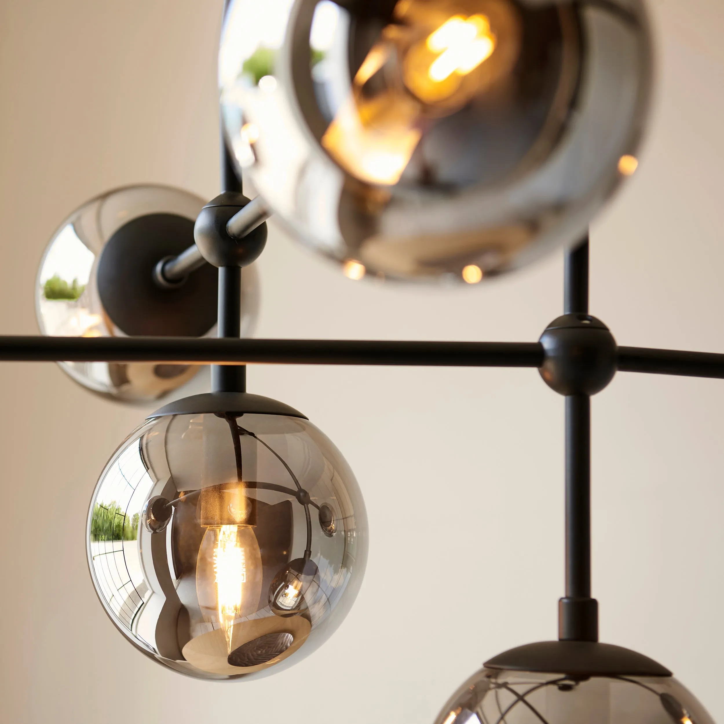 Amos Penthouse Pendant Chandelier Black