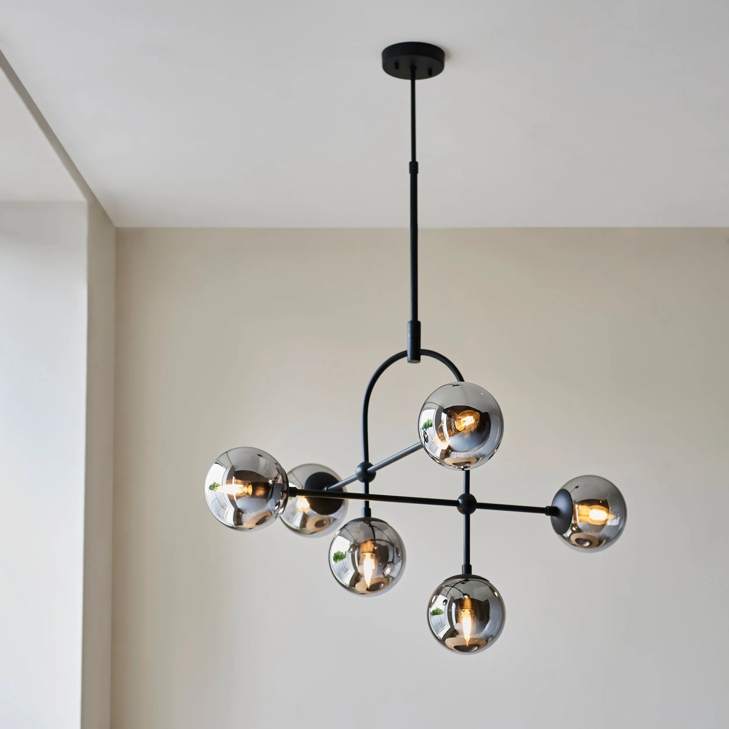 Amos Penthouse Pendant Chandelier Black