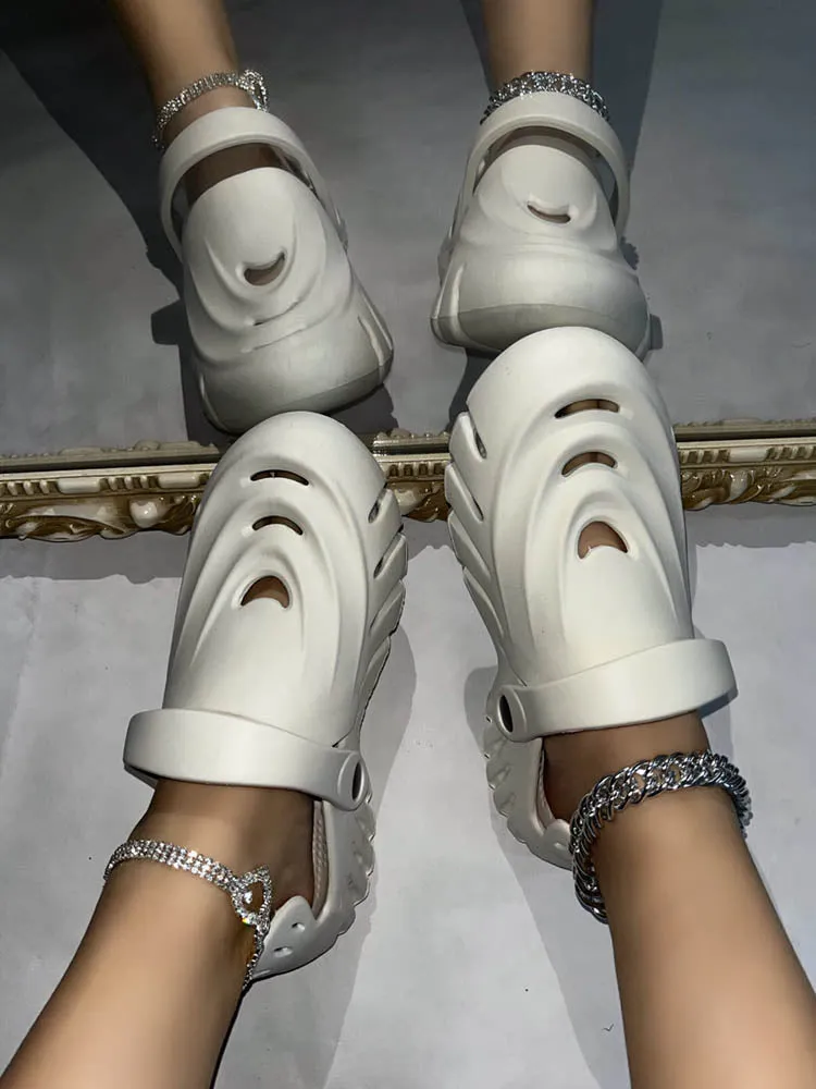 Amozae-Hollow Out Slingback Flats