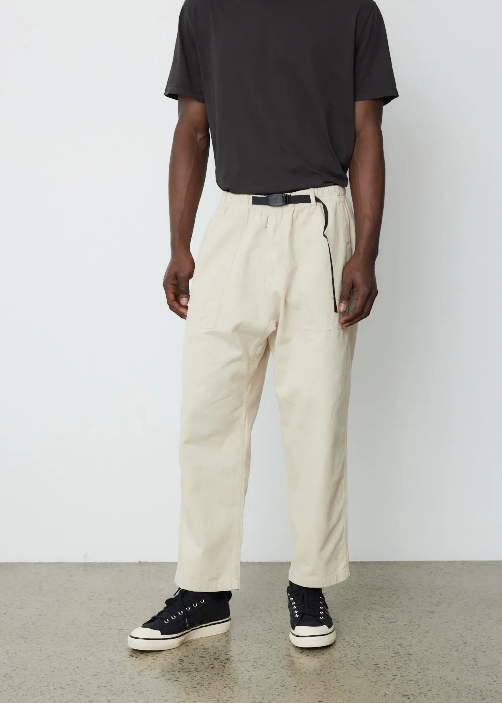 Back Satin Tuck Tapered Pants