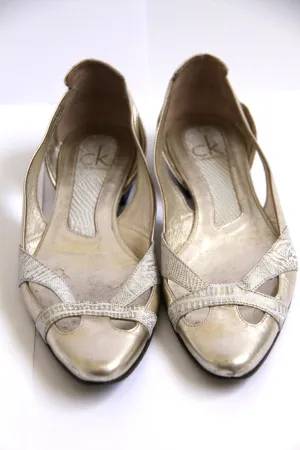 CALVIN KLEIN White & Gold Leather Flats