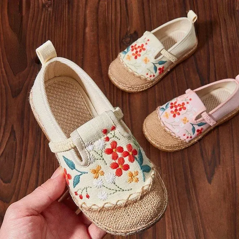 Children's Casual Shoes - Girls Soft Flat - Garden Flowers - TSS214