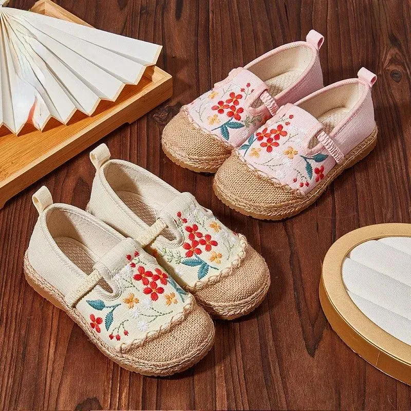 Children's Casual Shoes - Girls Soft Flat - Garden Flowers - TSS214