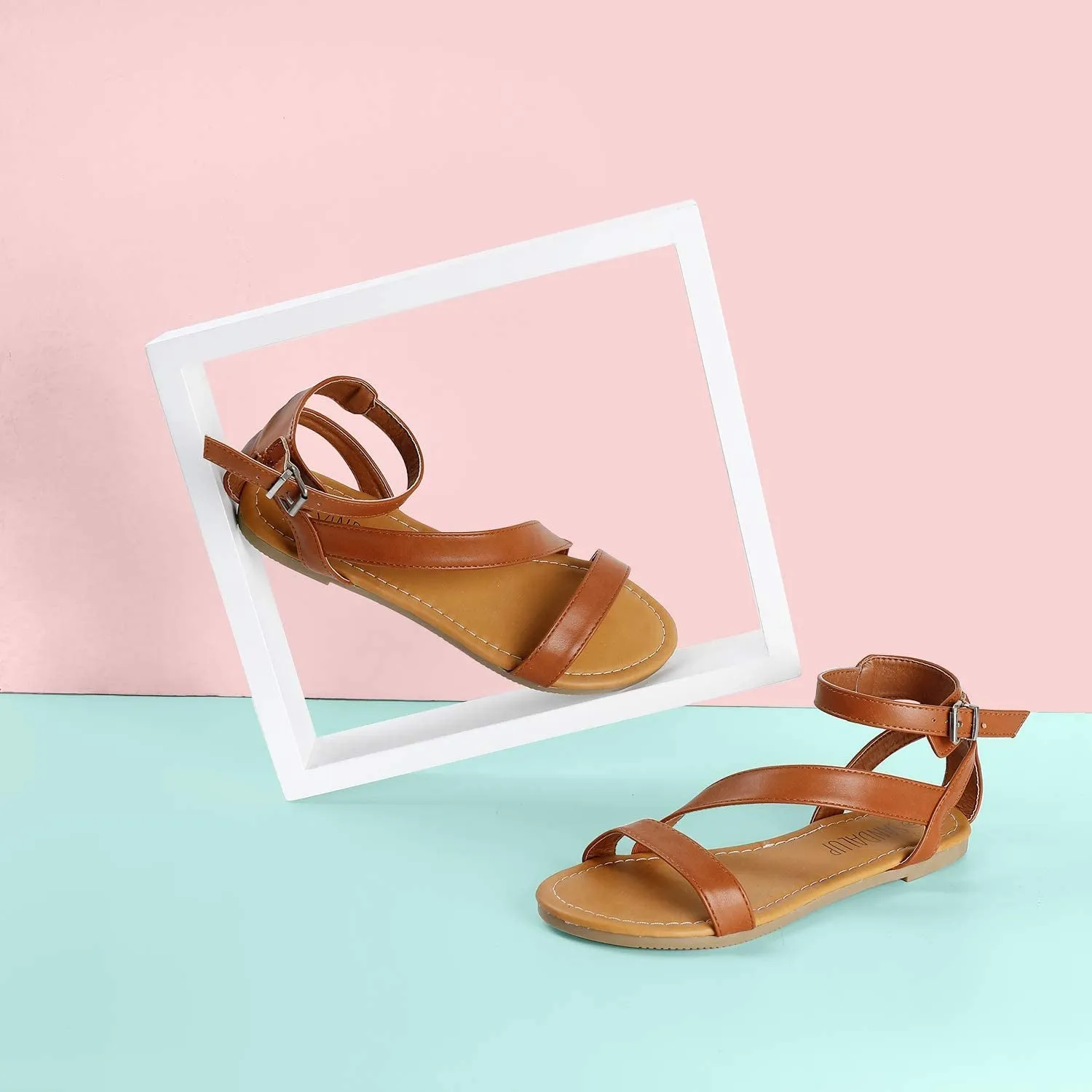 Flat Sandals with Oblique Band for Women