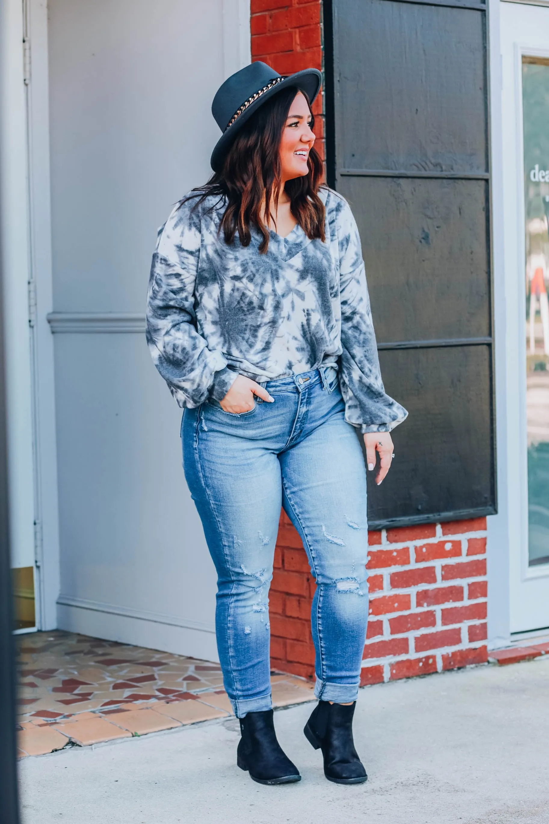 Light Burst Charcoal Top