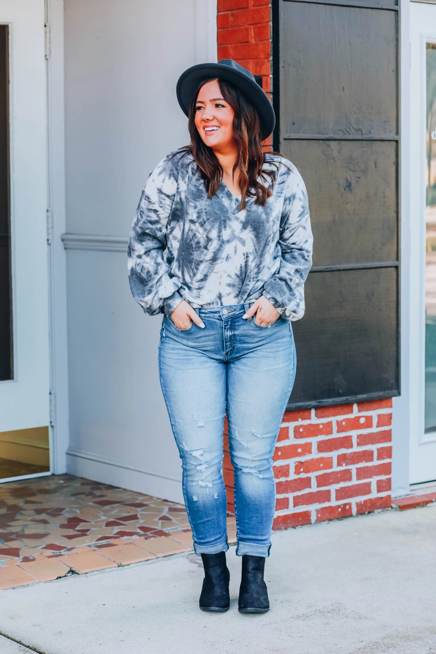 Light Burst Charcoal Top