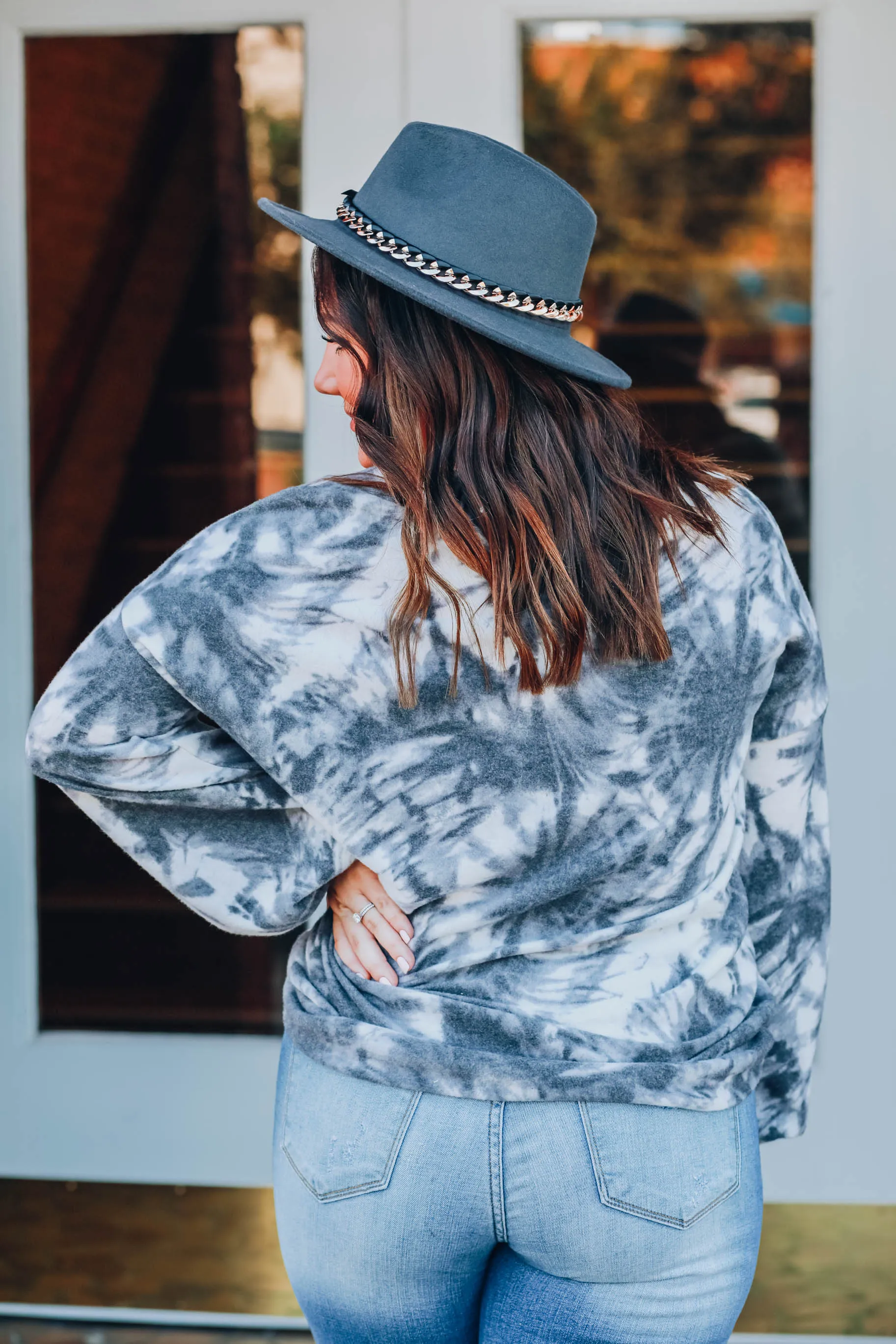 Light Burst Charcoal Top