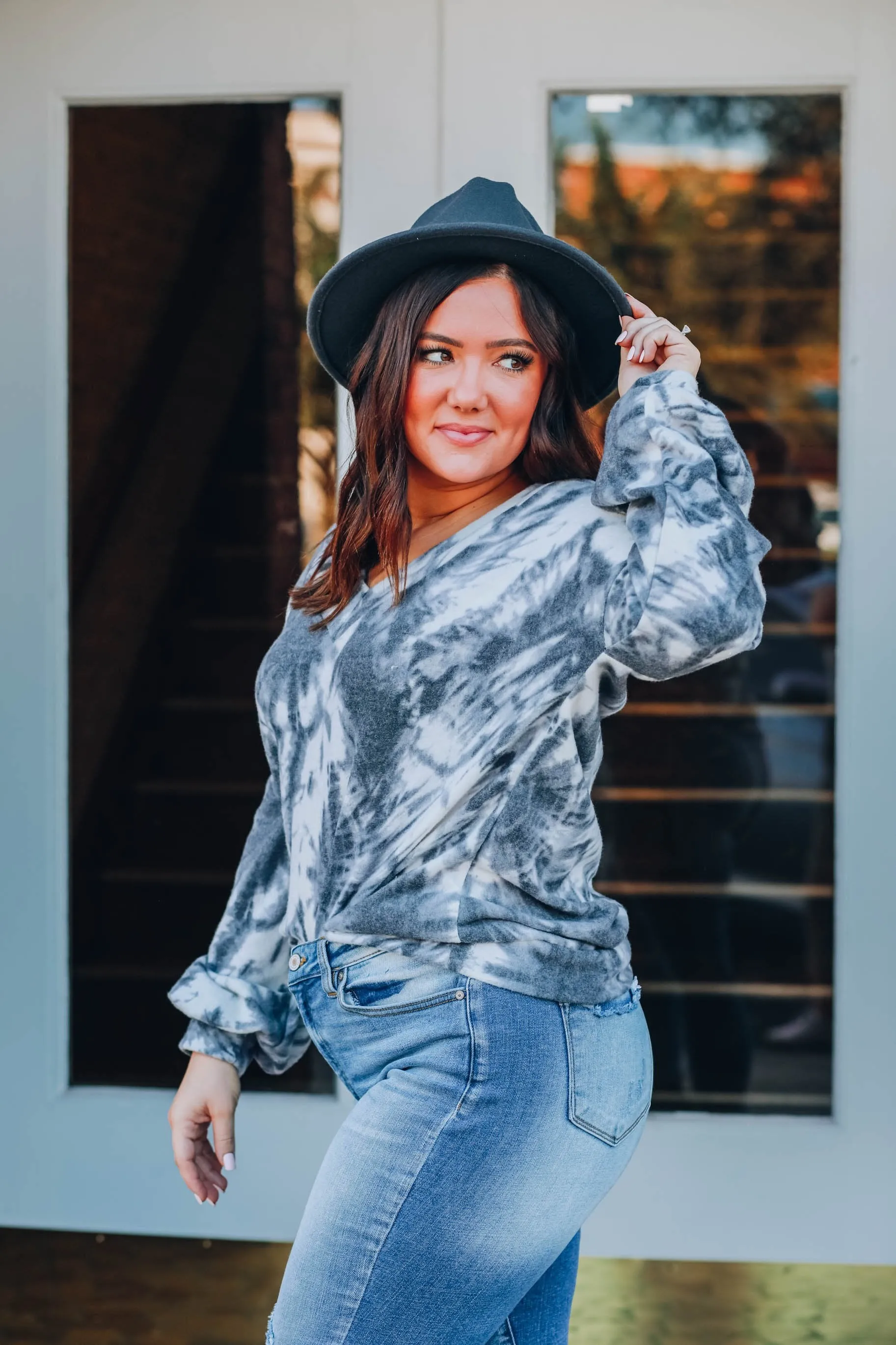 Light Burst Charcoal Top