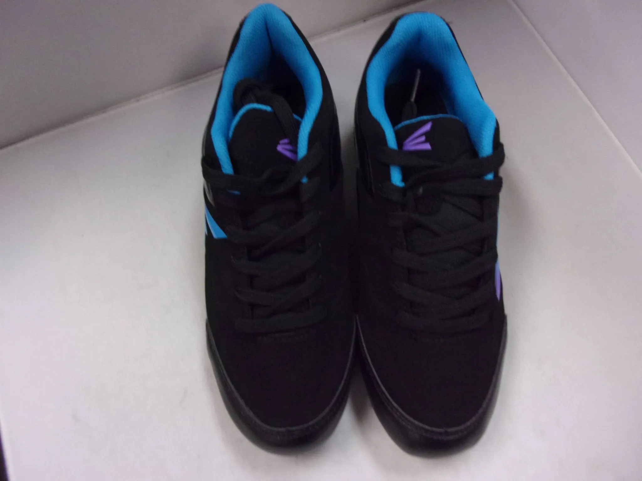 New Easton Girl's 360 WOS Softball Cleats Size 5