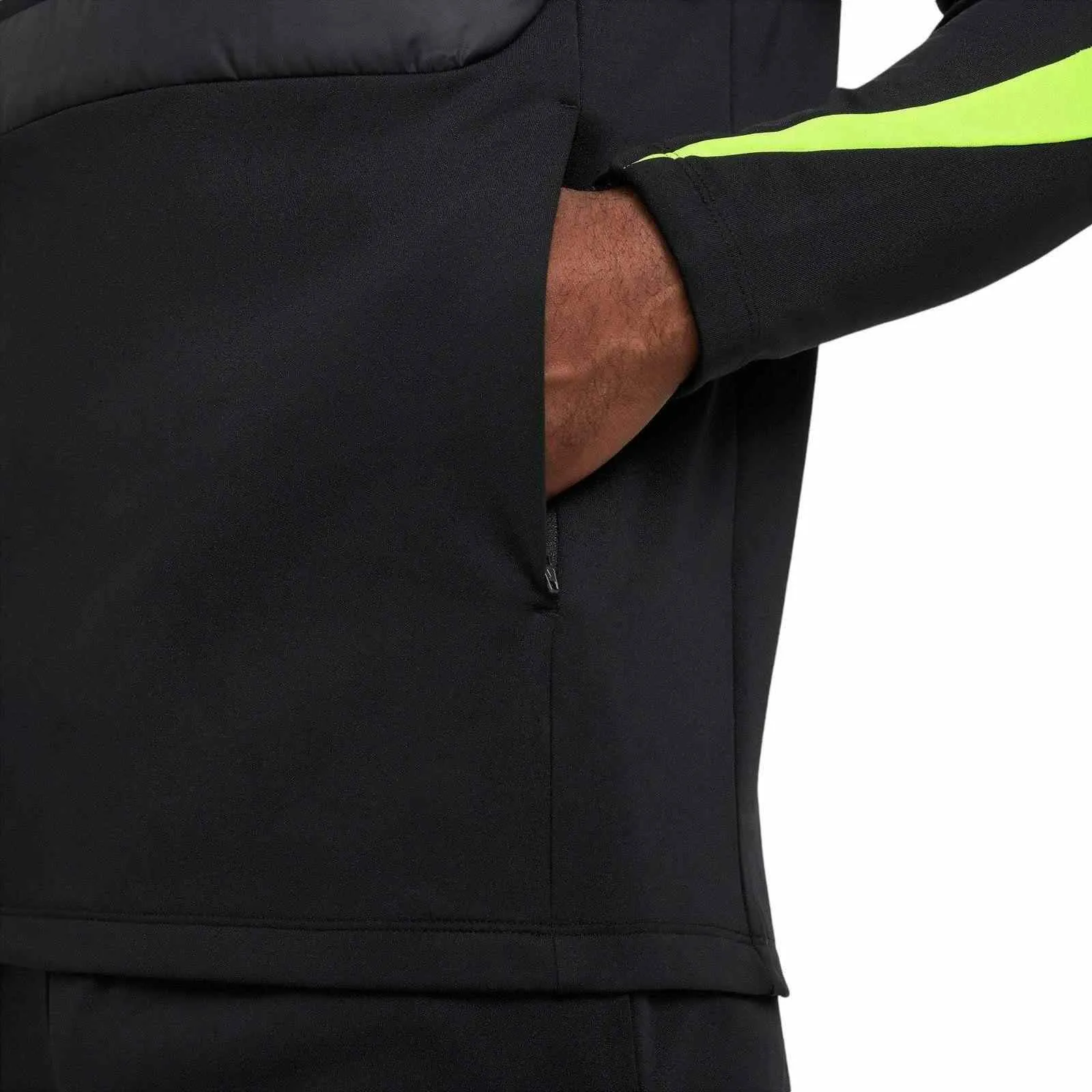 Nike Academy Winter Warrior Mens Therma-FIT Half-Zip Global Football Top