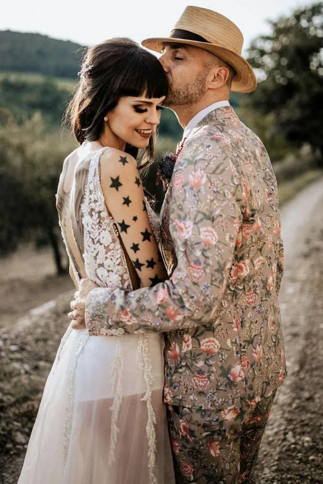 See Through Deep V Neck Thigh Split Beach Wedding Dresses Vintage Bridal Dress UQ2068