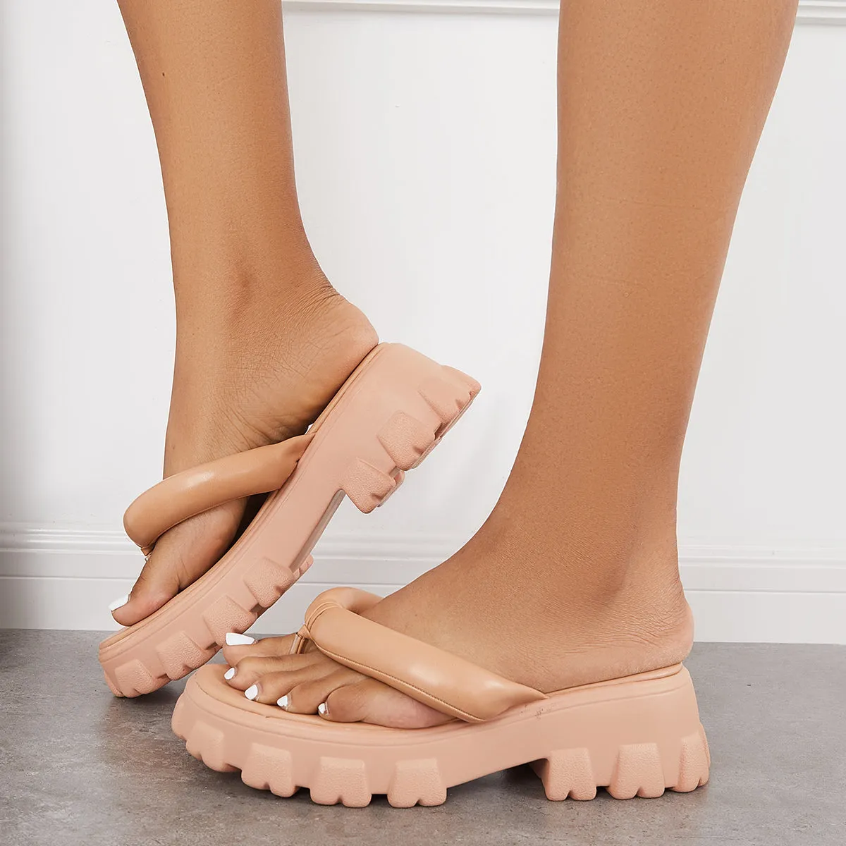 Sohiwoo Slipper Padded Platform Flip Flops Thick Strap Sandals Beach Slippers