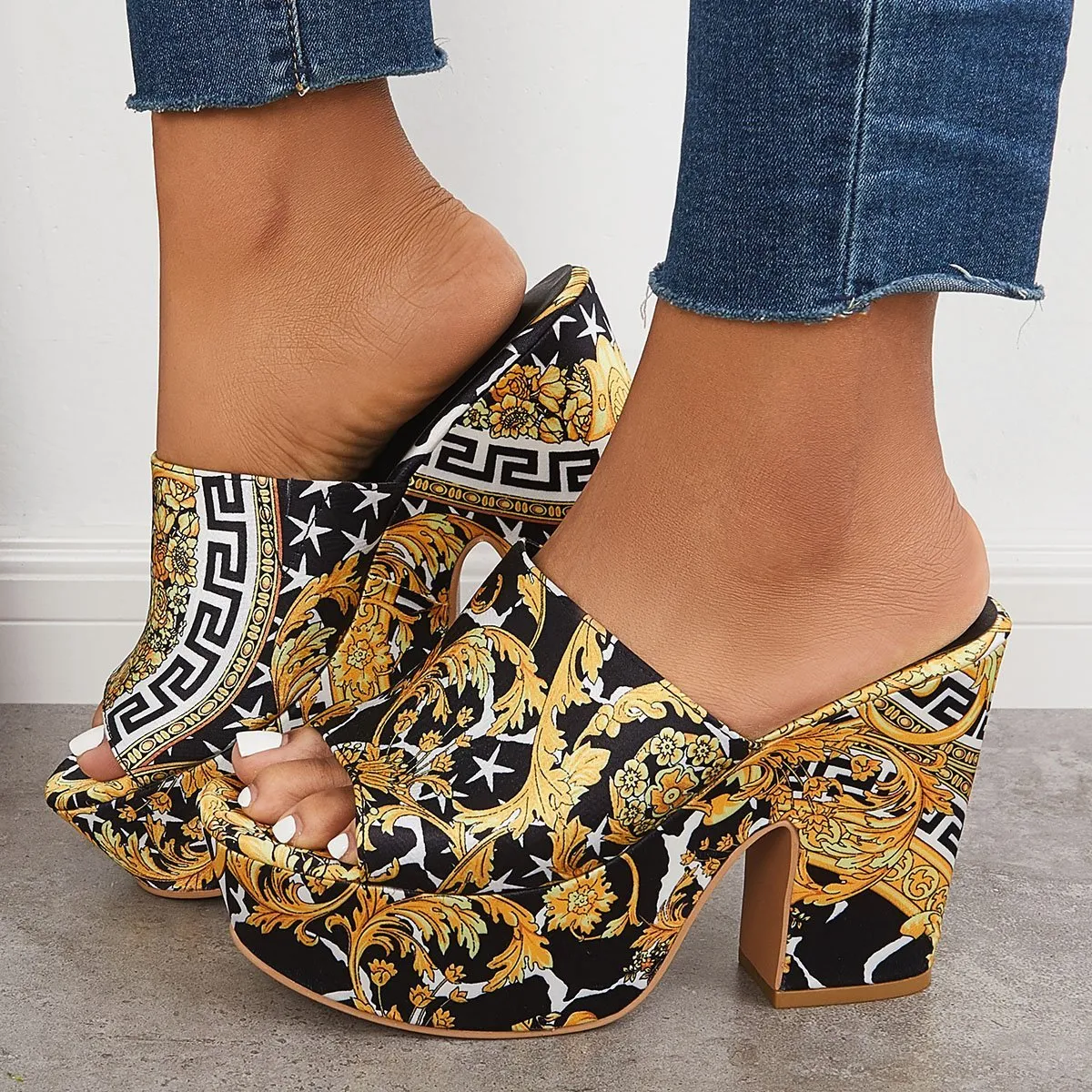 Sohiwoo  Women's Waterproof Chunky Platform Sandals Thick Heel Slippers