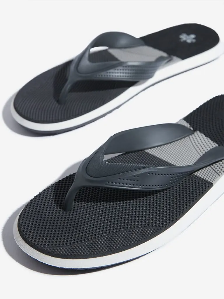SOLEPLAY Grey Colour-Blocked Flip-Flop