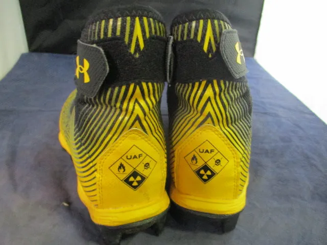 Used Under Armour Black/Gold Football Cleats Size 3