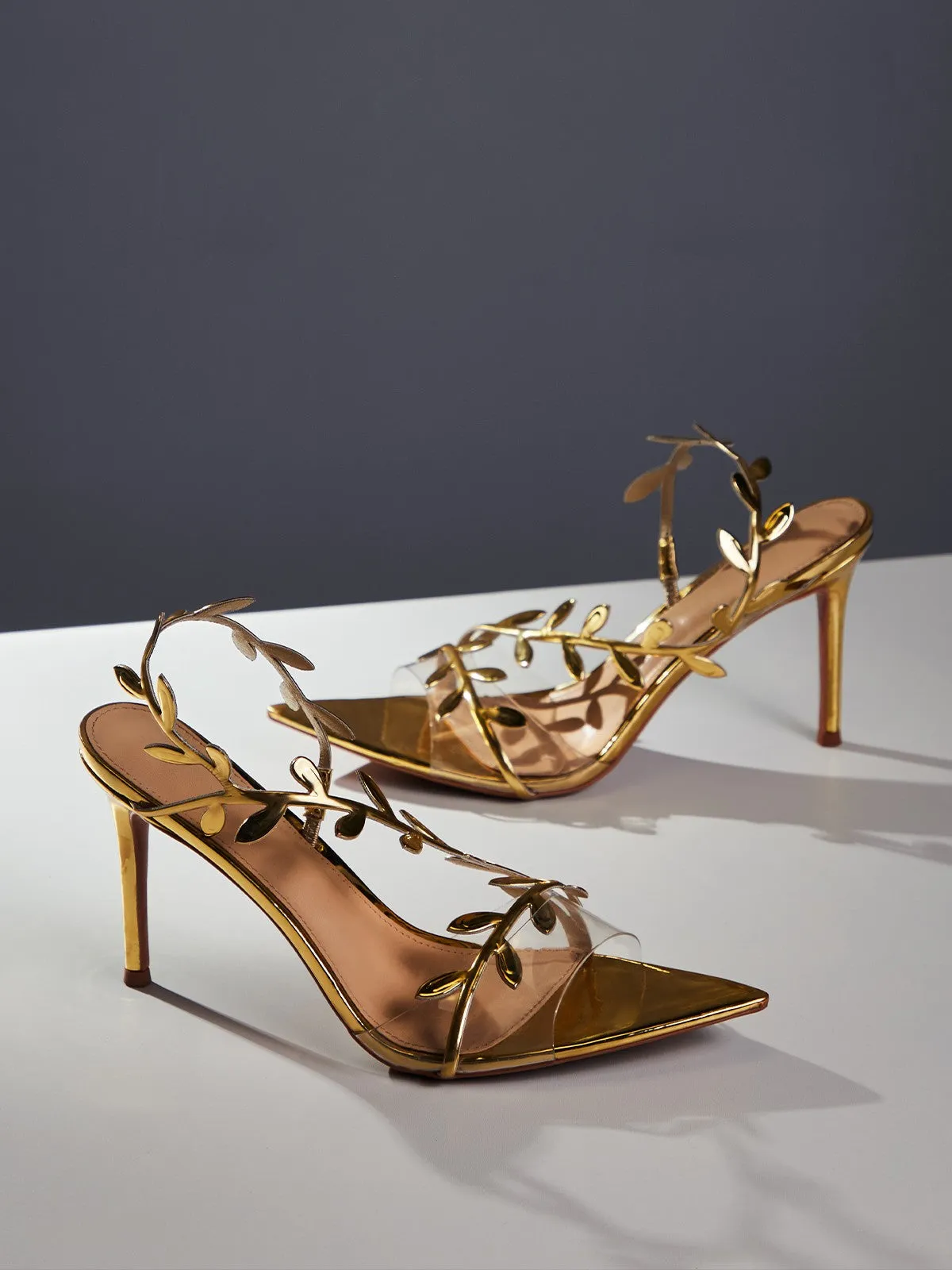 Yuliet Leafy Sandals